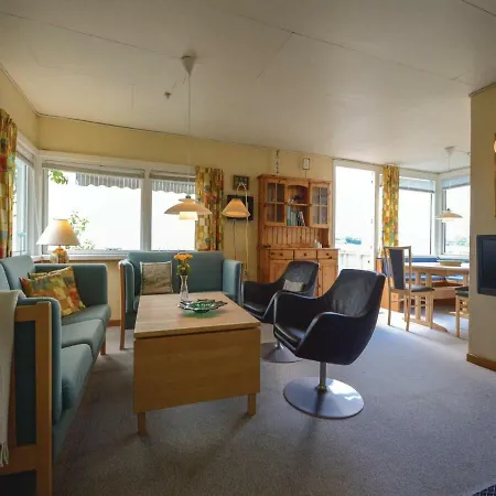 Semesterbostad Three-bedroom Holiday In Hejls