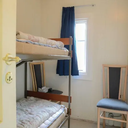 Semesterbostad Three-bedroom Holiday In *